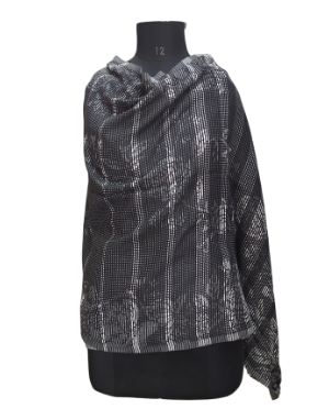 Women stole netted design grey